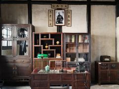 -上海市龙华烈士陵园