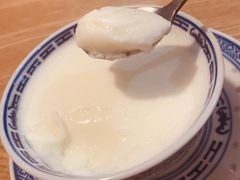 -广信牛奶甜品世家(台东店)