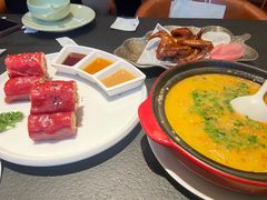 蝴蝶里招牌乳鸽-蝴蝶里·粤菜·点心(滨江龙湖店)