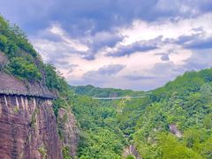 -玻璃桥景区石牛寨