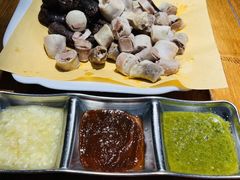 -蒙艾里民族传统菜蒙餐