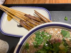 -云阿蛮云南生烫牛肉米线(奉贤路店)