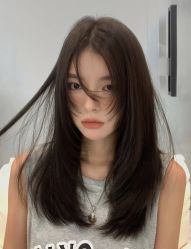 -丝语萱形象