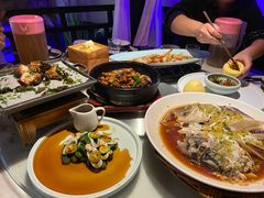 -绿茶餐厅(松江万达店)