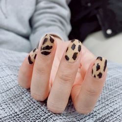 -花系美·美甲美睫精品店