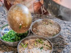 -正宗杨记普洱酸醋米线(总店)