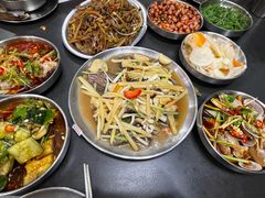 -蚝美人·生蚝海鲜烧烤(茶花园店)