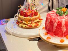 -海底捞火锅(中商百货夜宵主题店)