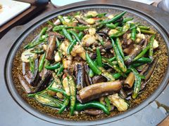 -有红鸡毛店·川菜(建设路店)