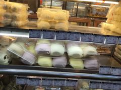 -白玉兰食品(汇联商厦店)