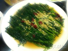 -鲁班小馆(政四街店)