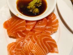 -广州万富希尔顿酒店·感趣自助餐厅·金秋蟹宴生蚝海鲜刺身