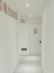 -咪咪比基尼脱毛专业店