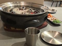 -围炉肉舍丹东海鲜烤肉·烤活鳗(步行街店)