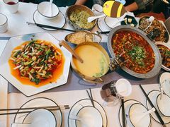 自贡鲜锅兔-花间别院(凤凰店)