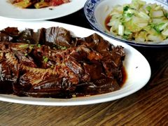 -泉畔人家·老济南经典鲁菜(大明湖店)