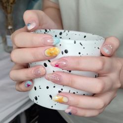 -兔猫ToMoreNails美甲美睫