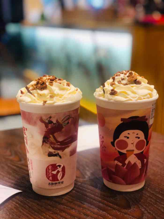霓裳茶舞(衡阳和平路店)-"小清新的装修,看了很舒服,店内放着轻音乐.