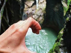 -蝶舞清江·恩施地心谷景区