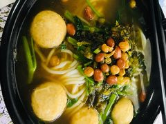 -龙记桂林米粉(国贸一九九五年店)