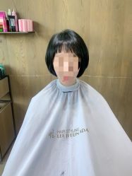 -韩国李知恩形象设计