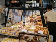 面包甜点陈列柜-罗森尼娜(德思勤店)