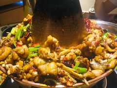 铜锅牛蛙-蛙蛙叫干锅年代(簋街总店)