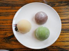 -蜜蜂小象·榴莲千层蛋糕(时代汇11栋店)
