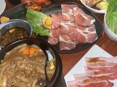 -山之屋炭火烧肉·生啤畅饮(大朗万科中央公园店)