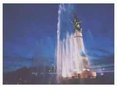 -人民防洪胜利纪念塔