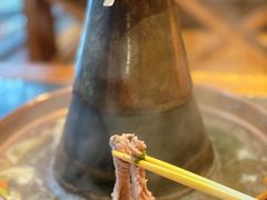手切鲜精选羊腿肉-南门四季铜锅涮肉(左家庄店)