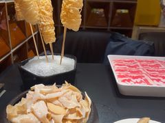 -鲜入唯煮·港式海鲜牛肉火锅(金宝街店)