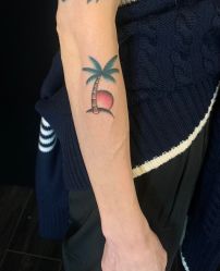 -越域刺青