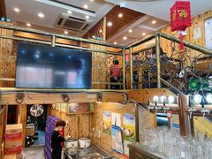 -老东镇啤酒屋海鲜加工·蒸汽海鲜·海鲜烧烤(台东店)