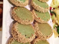 -王朝大酒店徐汇店-地面停车场