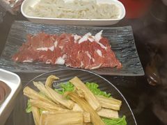 -鼎盛山海火锅(北戴河刘庄夜市老虎石浴场店)