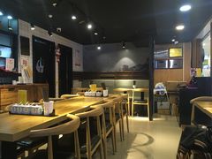 -鑫花溪牛肉米粉(人民广场店)