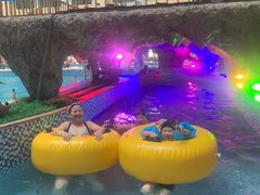 -汉唐水世界温泉洗浴水乐园