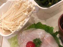 -一席地·本地鸡窝·杭帮鸡火锅(萧山银隆百货店)