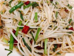 炝拌豆芽-禄源饭店