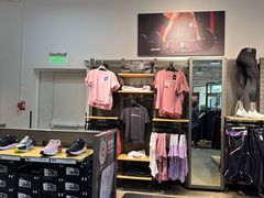 -UNDER ARMOUR(八达岭奥莱店)