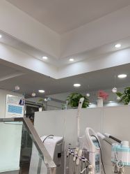 -蕾特恩专业祛痘皮肤管理