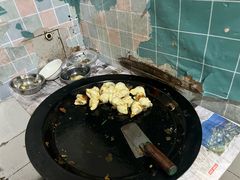 -依云煎包店