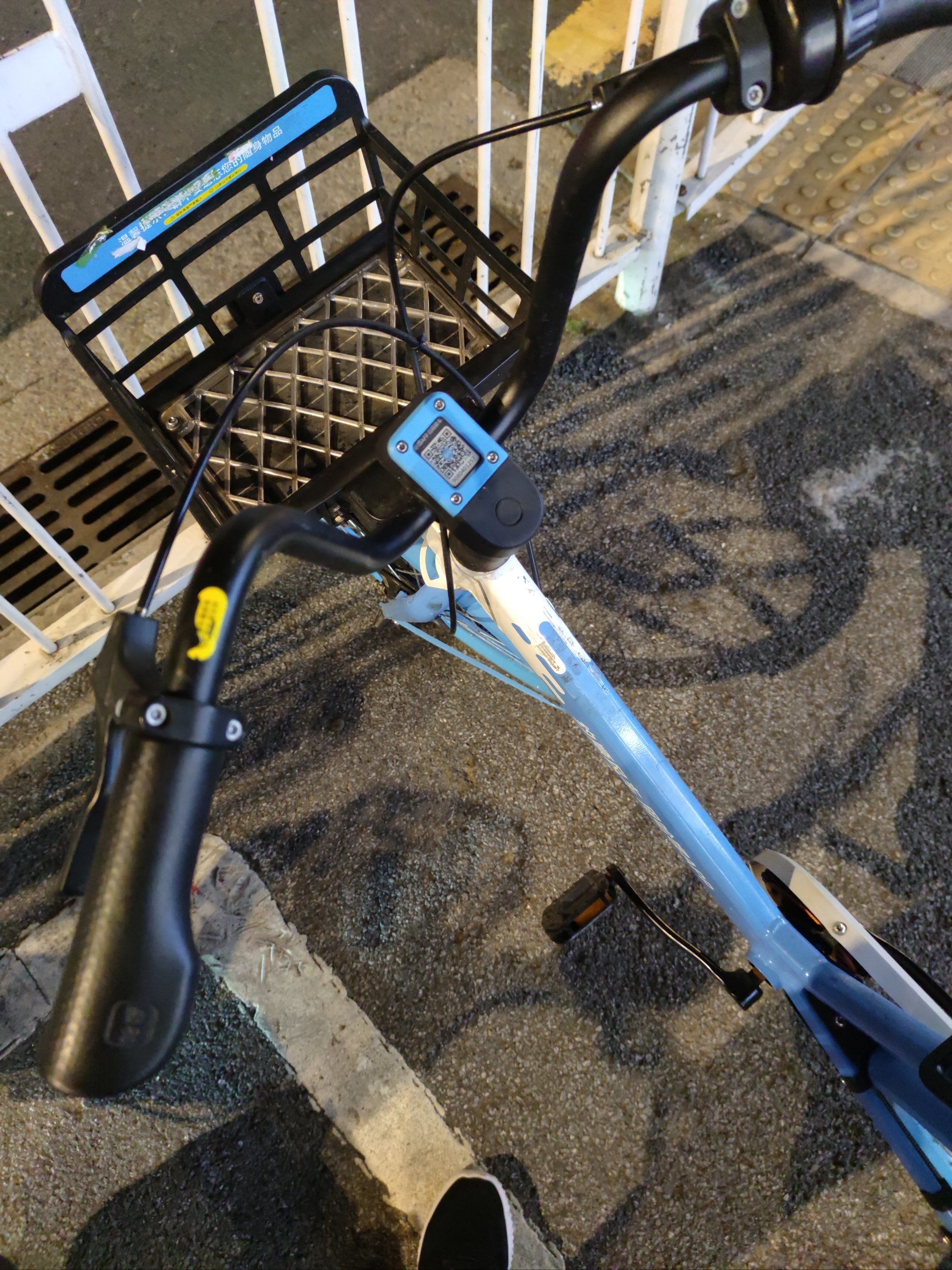 淋雨骑行小心机