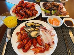 -君来湖滨饭店·玫瑰园