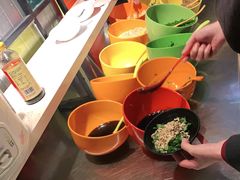 -钢管厂五区小郡肝串串香(奥克斯广场锦城万达店)