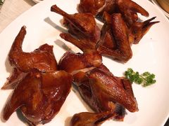 脆皮烧顶鸽-御宝轩(益丰·外滩源店)