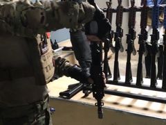 -战甲射击中心·茶室