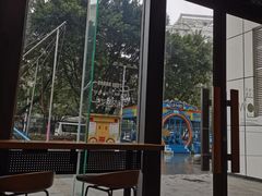 -星巴克(桂林国贸益华城店)