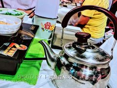 -鲜入围煮花胶鸡海鲜火锅